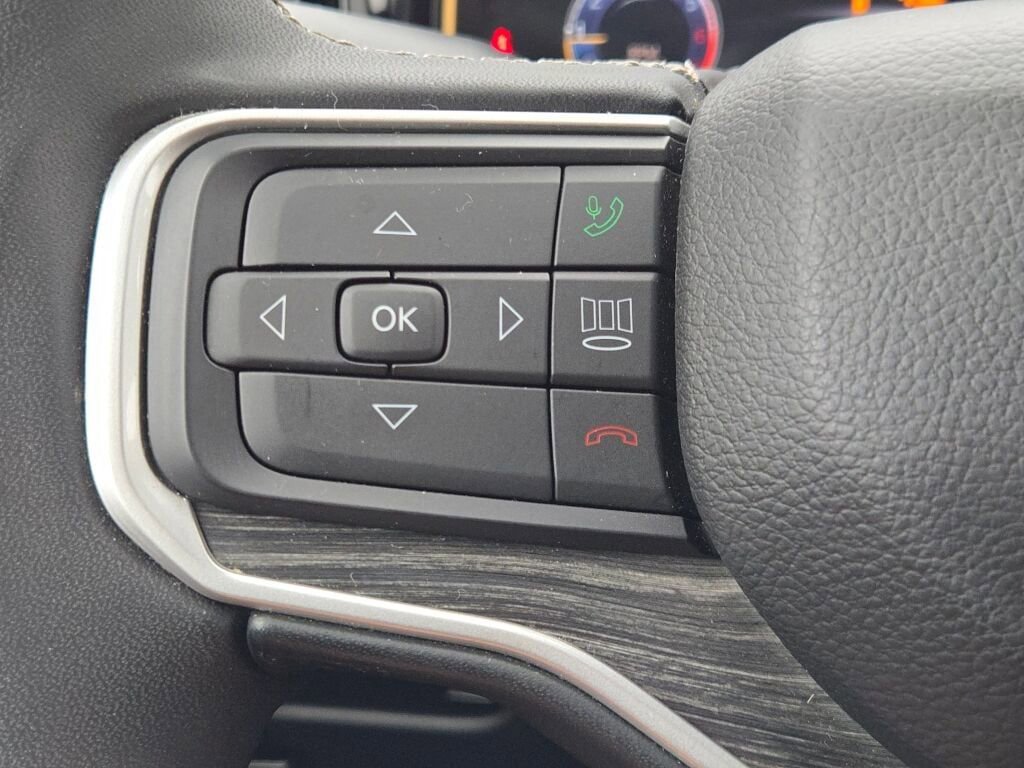 Used 2023 Jeep Wagoneer Series III w/ Preferred Equipment Group image 32