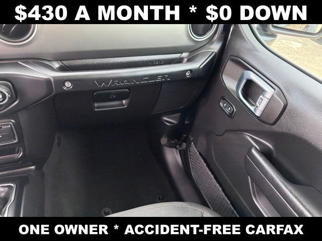 Used 2023 Jeep Wrangler Unlimited w/ Cold Weather Group AWD/4WD image 32