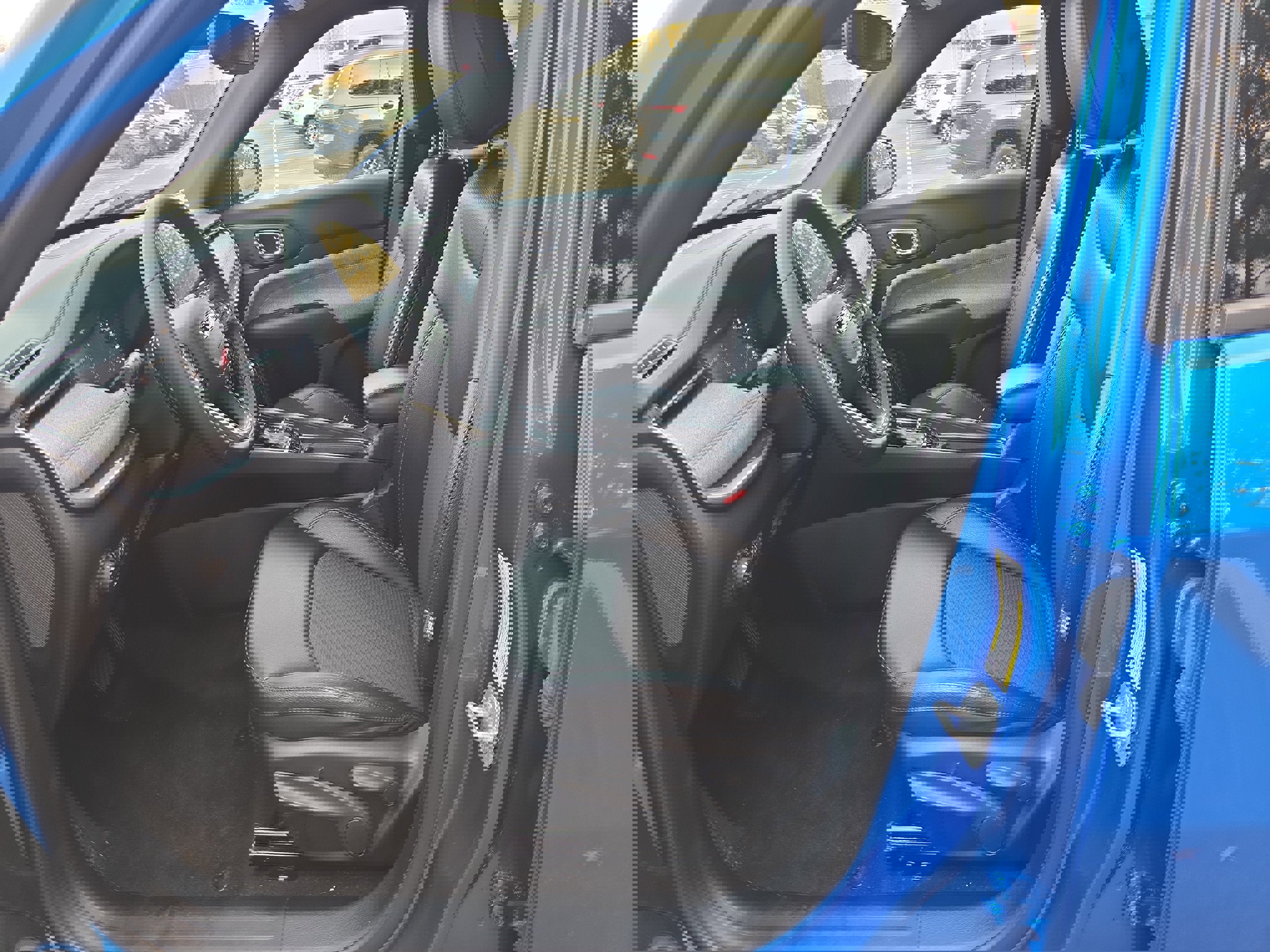 Certified 2024 Jeep Compass Latitude image 10