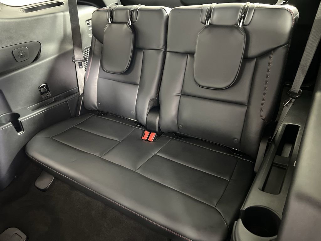 Used 2026 Ford Explorer ST-Line w/ ST-Line Street Pack image 23