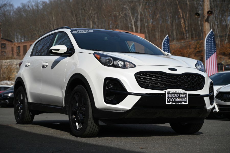 Used 2022 Kia Sportage Nightfall Edition image 8