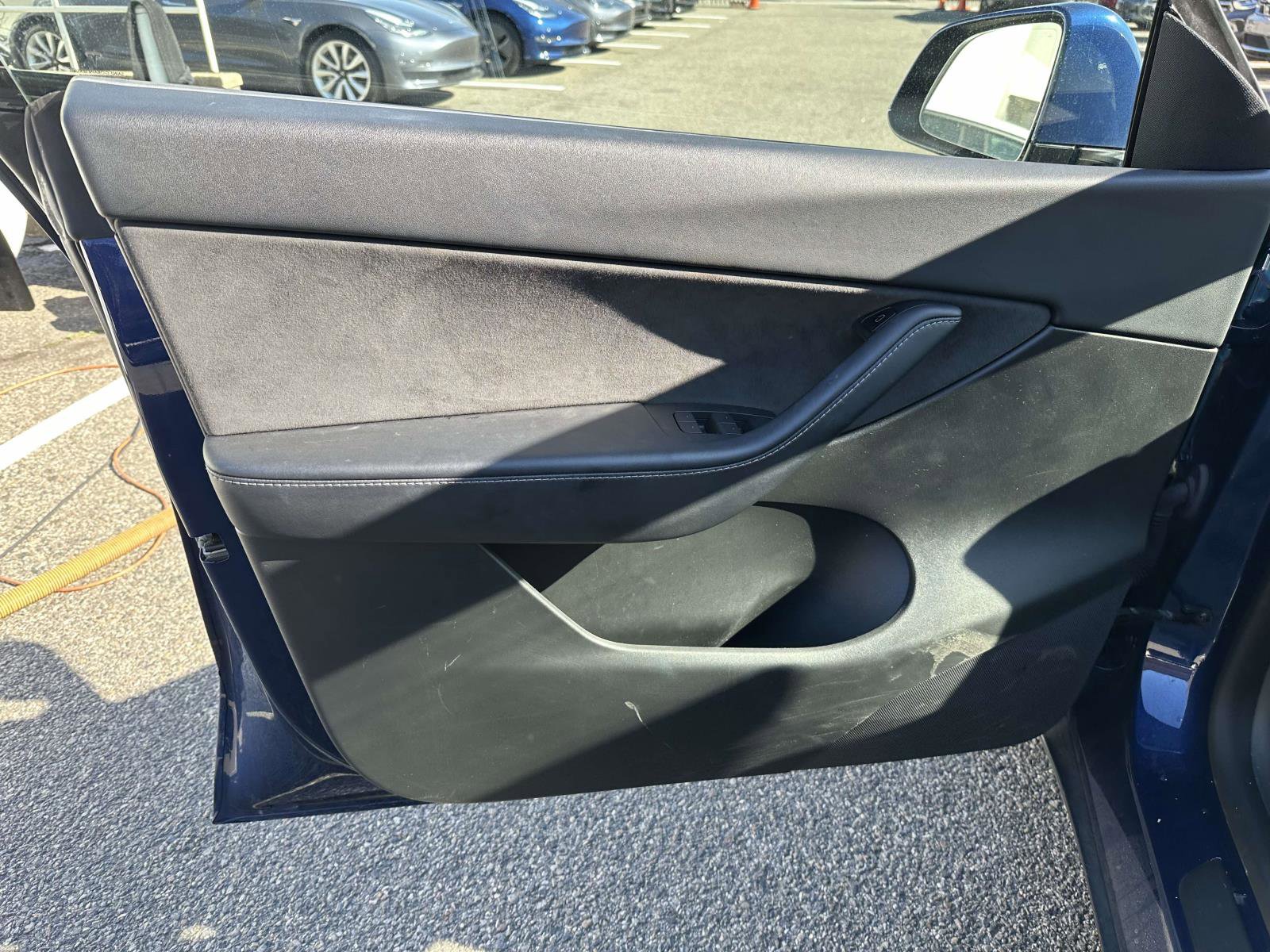 Used 2022 Tesla Model Y Long Range AWD/4WD image 13