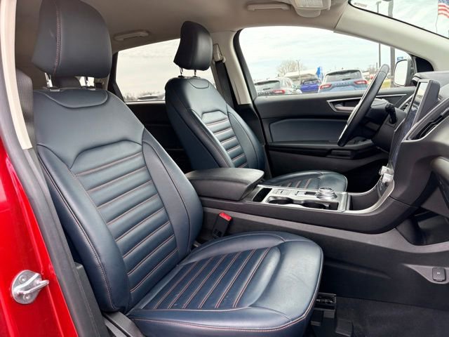 Used 2023 Ford Edge SEL w/ Sport Appearance Package image 12