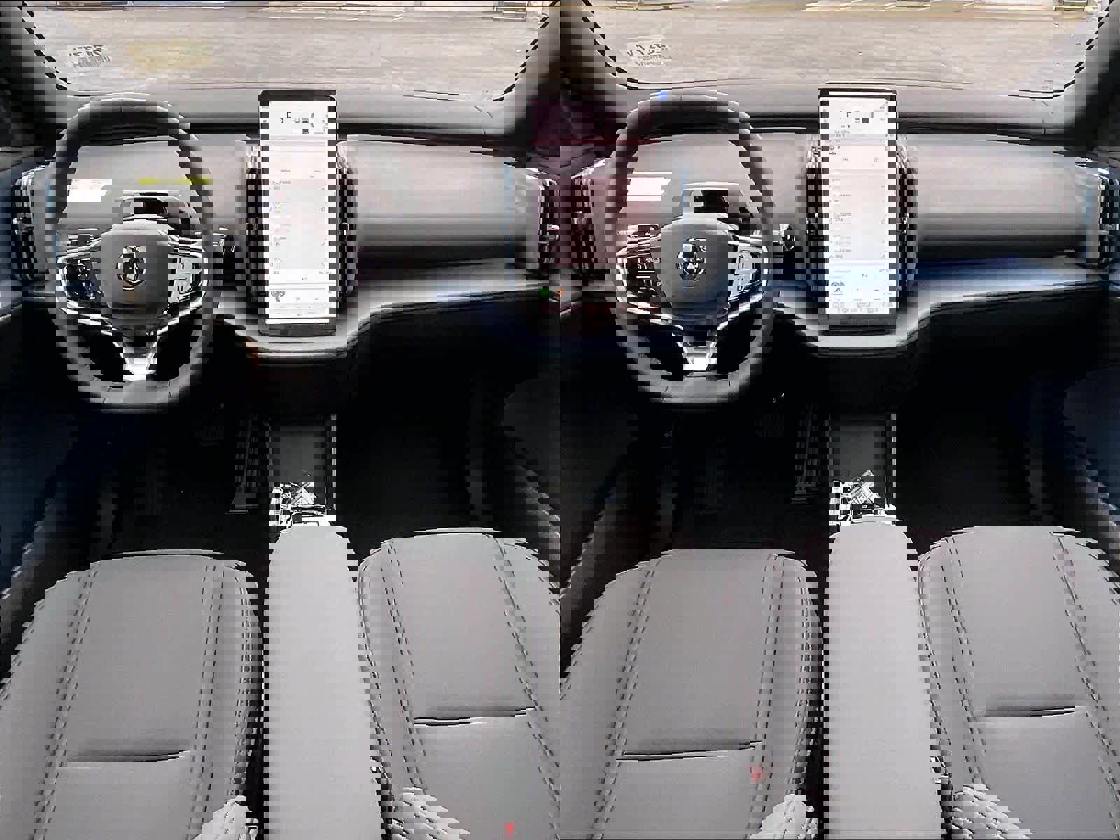 New 2026 Volvo EX30 Plus w/ Climate Package image 7