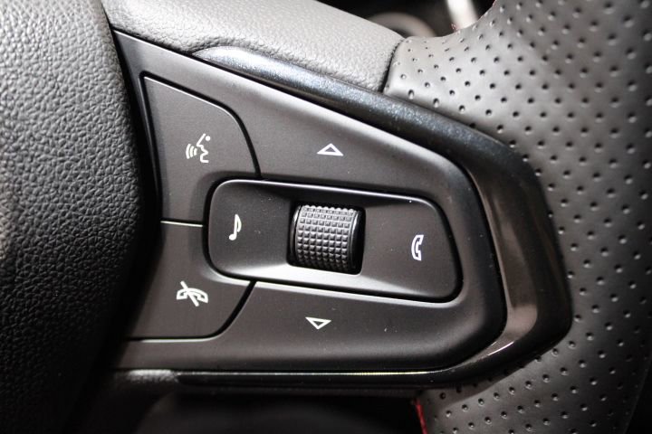 New 2026 Chevrolet Trax RS w/ Sunroof Package image 36