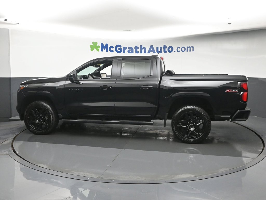 Used 2025 Chevrolet Colorado Z71 w/ Z71 Convenience Package 2 AWD/4WD image 22