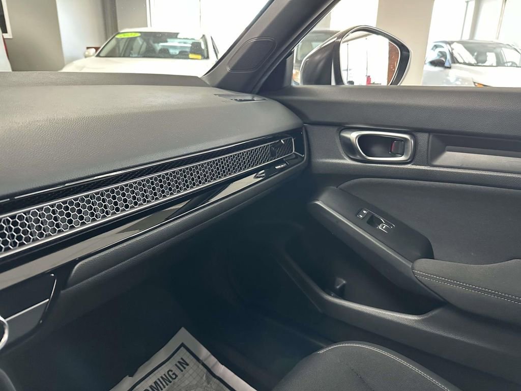 Used 2024 Honda Civic Sport image 26