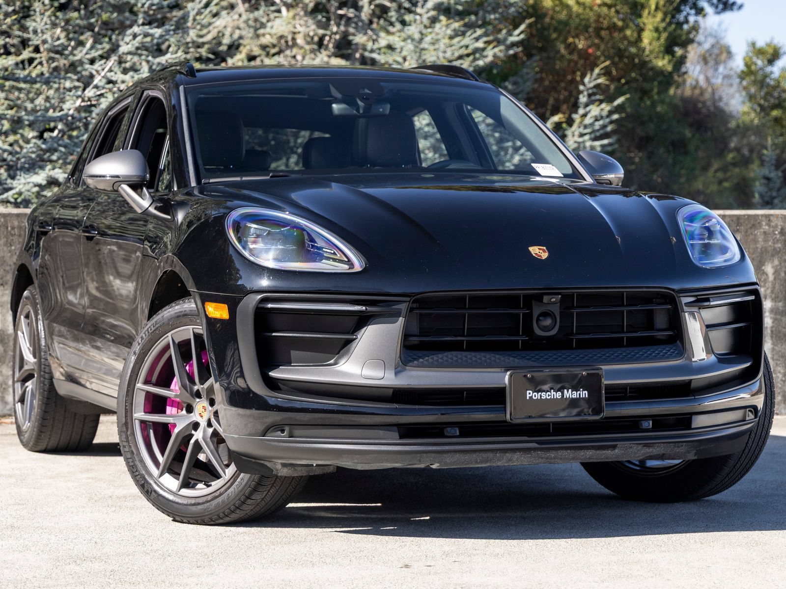 Certified 2023 Porsche Macan Turbo AWD/4WD image 6