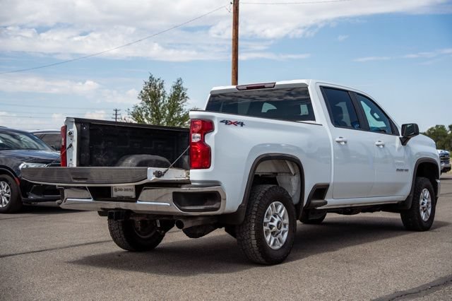 Used 2022 Chevrolet Silverado 2500 LT AWD/4WD image 5