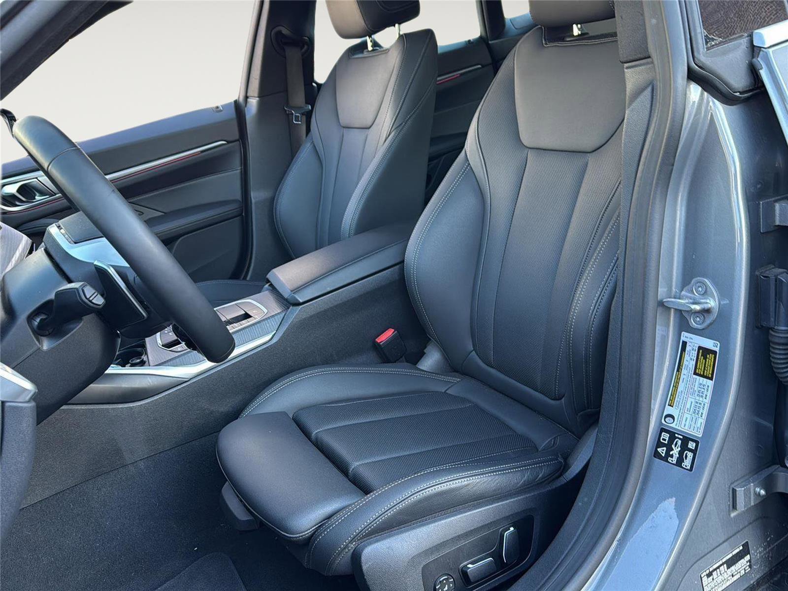 Used 2025 BMW 430i xDrive w/ Premium Package image 14