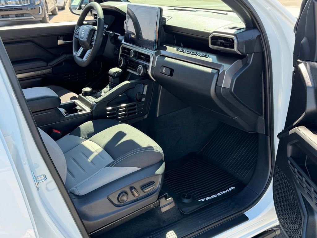 Used 2025 Toyota Tacoma TRD Off-Road w/ TRD Off Road Upgrade Package image 26