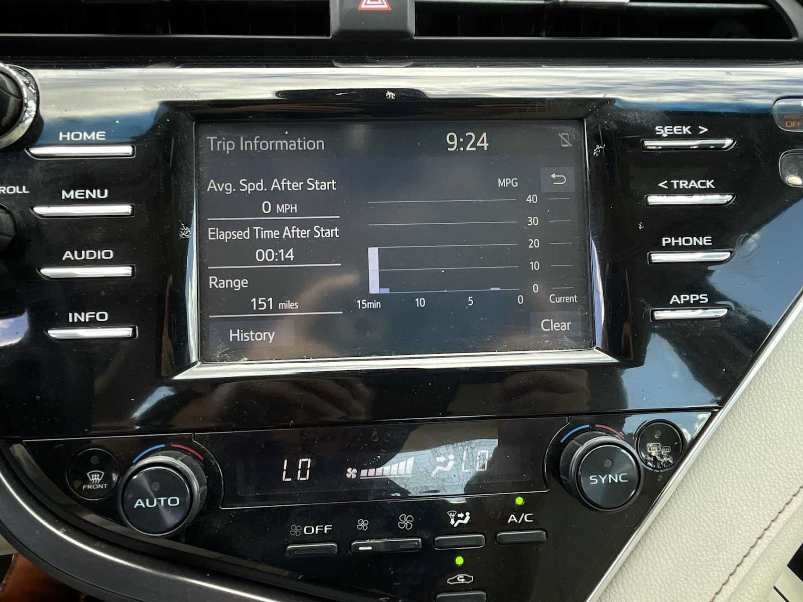 Used 2018 Toyota Camry XLE FWD image 20