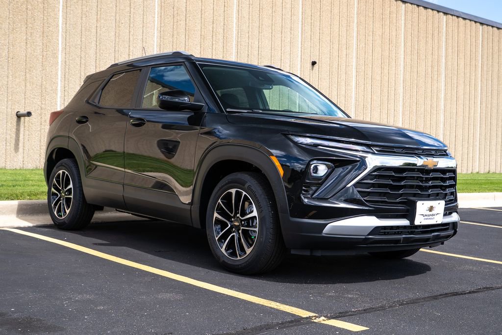 New 2026 Chevrolet TrailBlazer LT w/ Convenience Package image 2