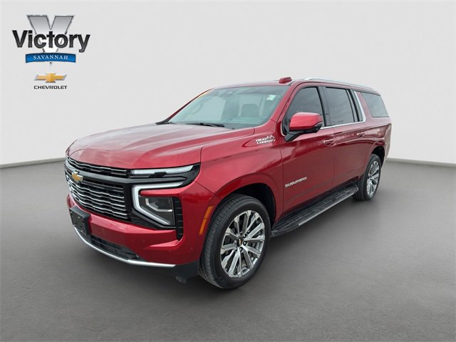 Certified 2025 Chevrolet Suburban High Country w/ Sun And Tow Package image 3