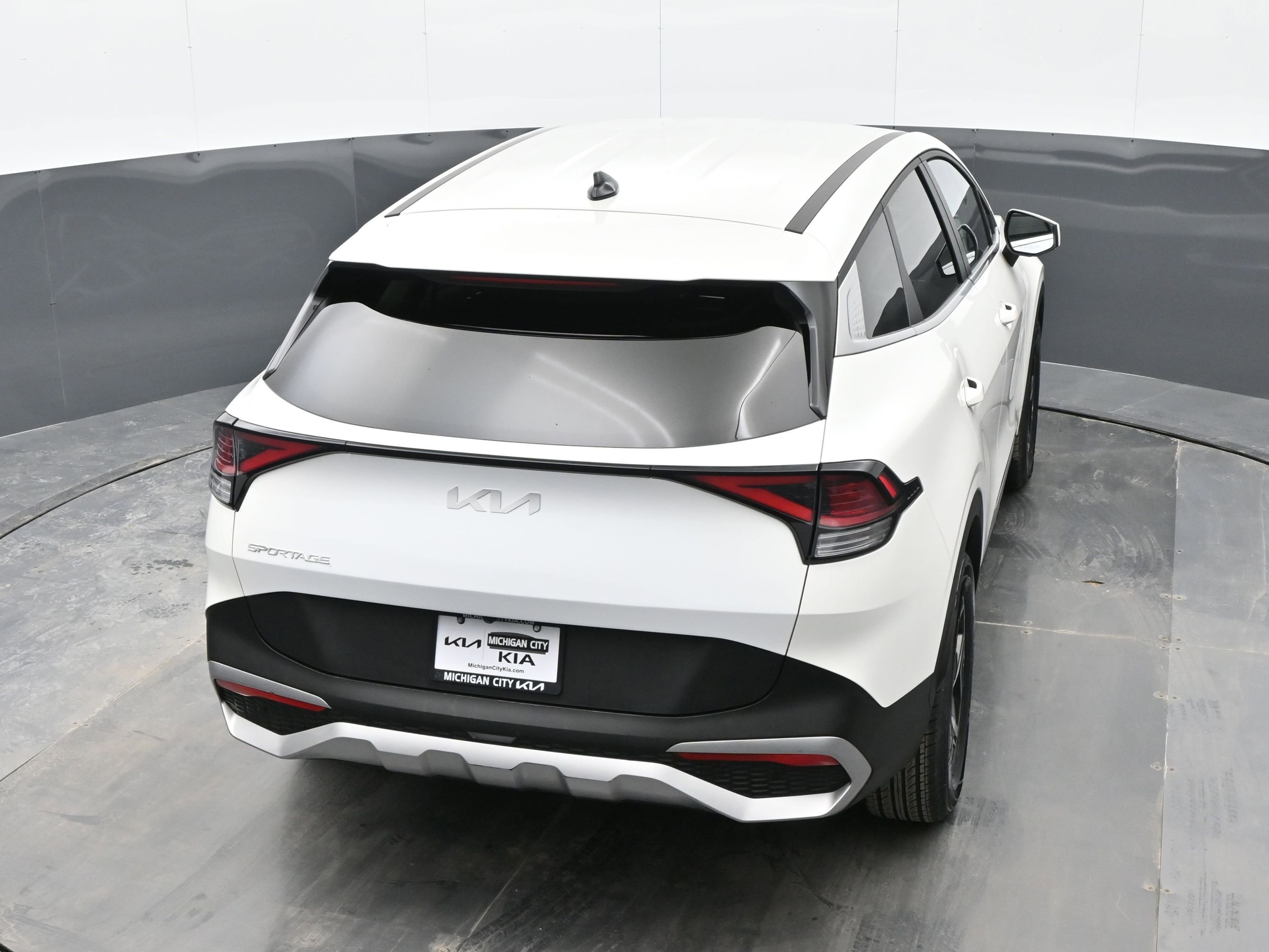Used 2024 Kia Sportage LX image 35