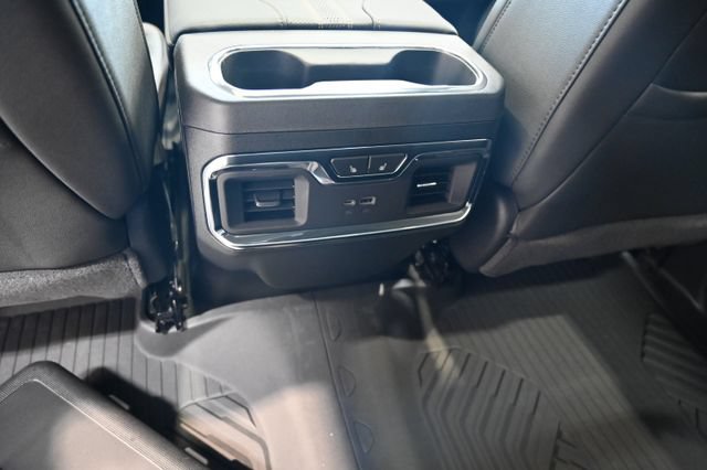 New 2026 Chevrolet Silverado 3500 High Country w/ High Country Premium Package AWD/4WD image 31