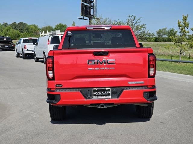 Used 2023 GMC Sierra 1500 Elevation w/ LPO, Elevation Black Package AWD/4WD image 6