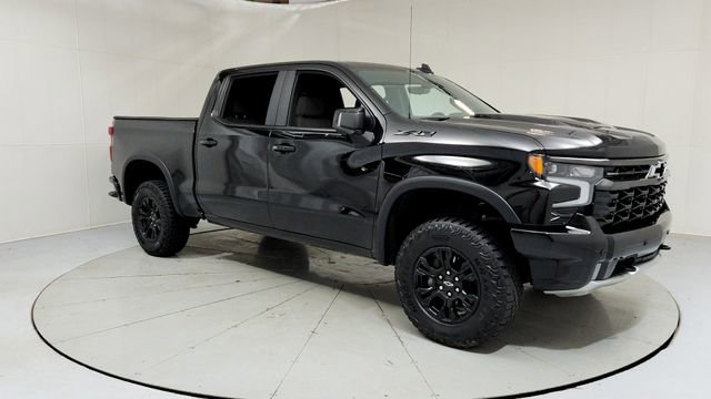 Used 2025 Chevrolet Silverado 1500 ZR2 w/ Technology Package image 7