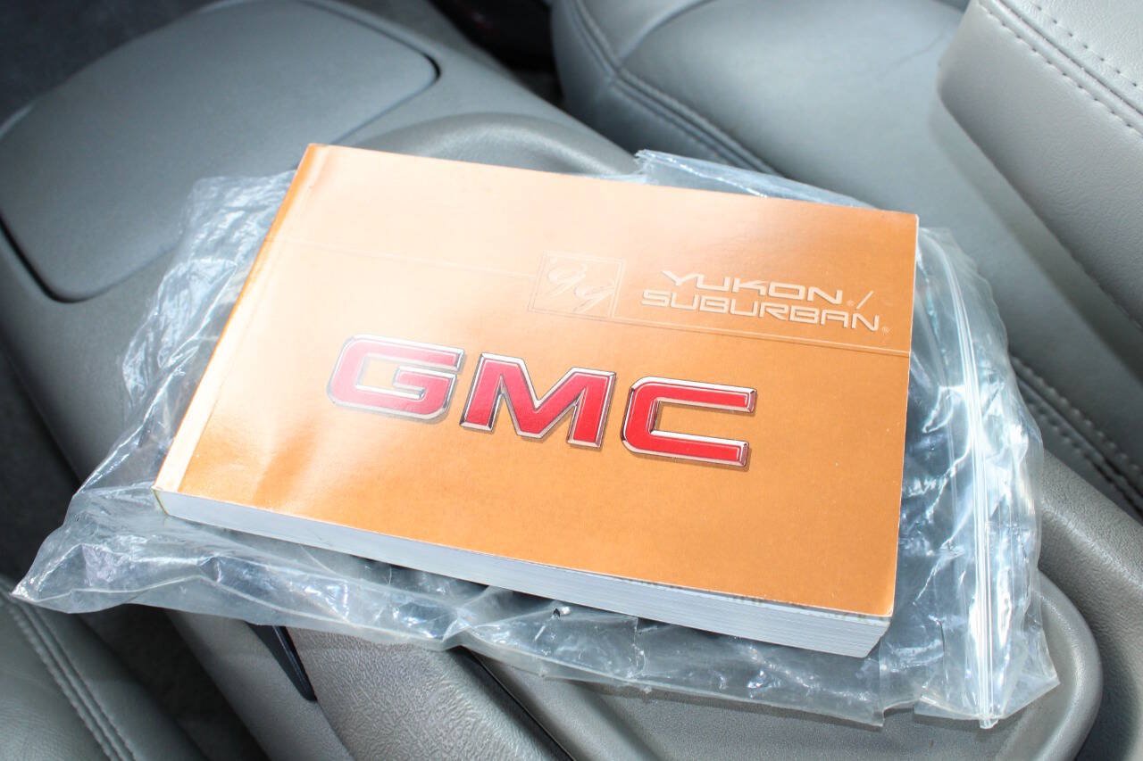 Used 1999 GMC Suburban 4WD w/ Marketing Opt Pkg 3 image 52