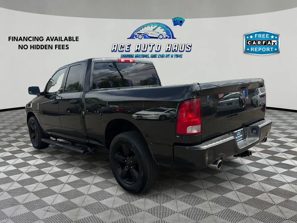 Used 2017 RAM 1500 Express w/ Black Ram 1500 Express Group AWD/4WD image 5