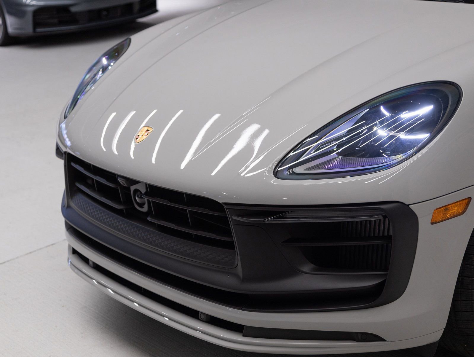 New 2026 Porsche Macan GTS image 33