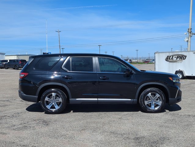 Used 2023 Honda Pilot EX-L image 4