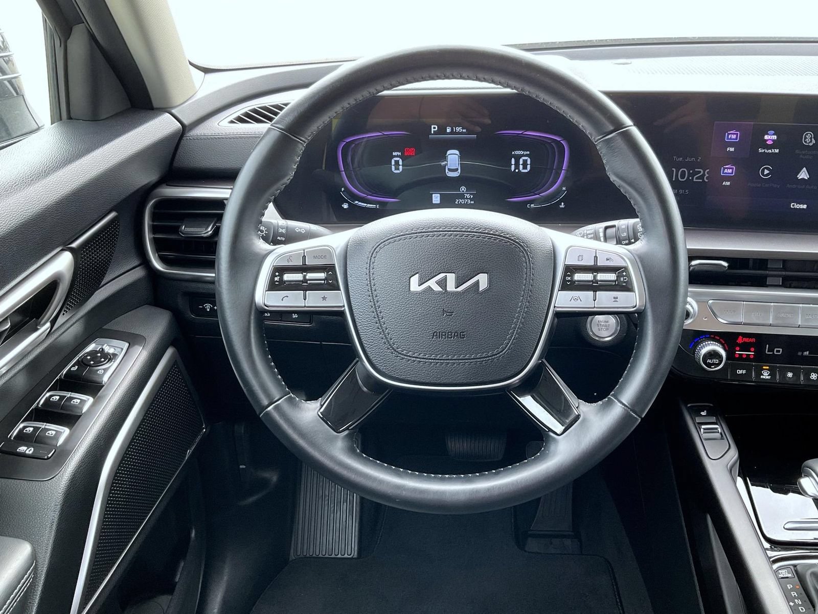 Used 2025 Kia Telluride S AWD/4WD image 11