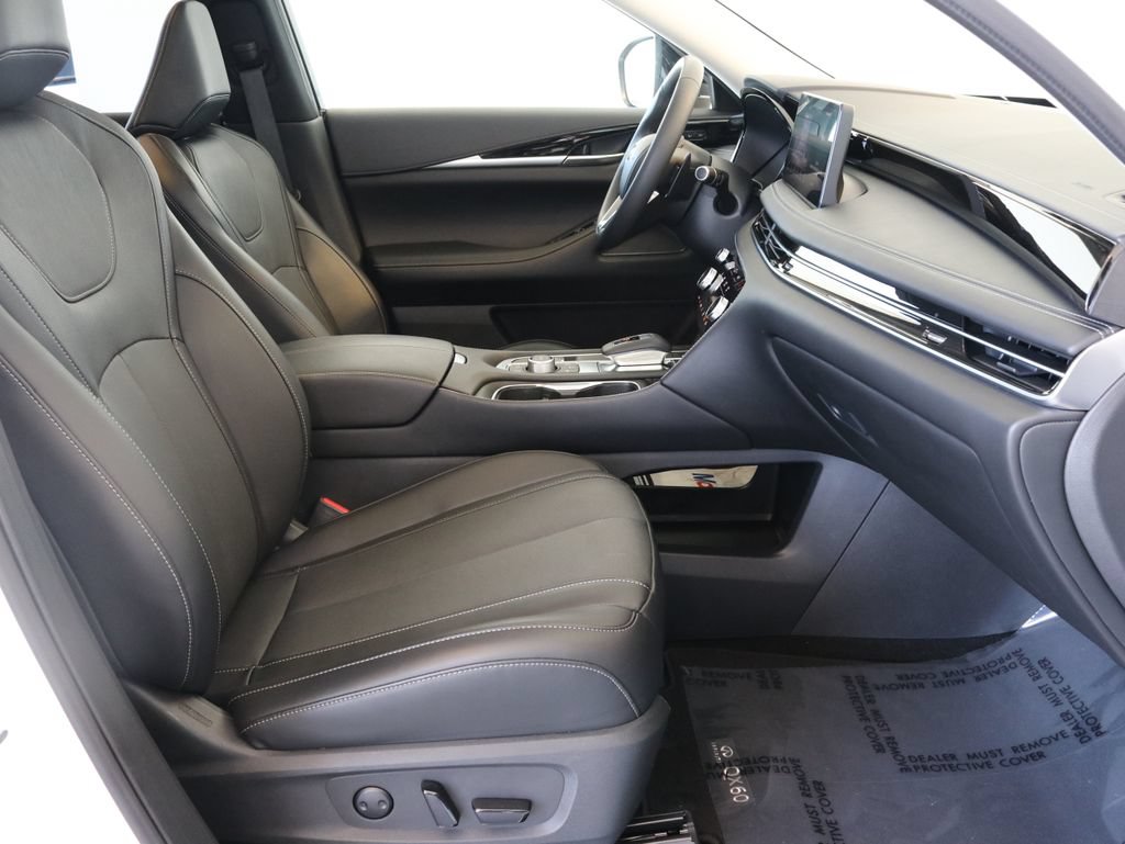Certified 2025 INFINITI QX60 Pure AWD/4WD image 47