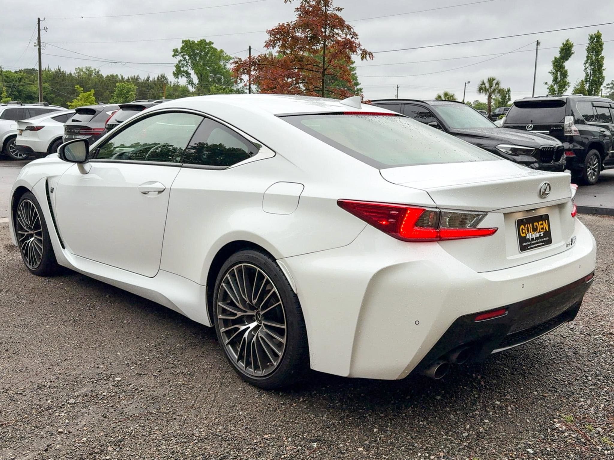Used 2015 Lexus RC F w/ Premium Package RWD image 9