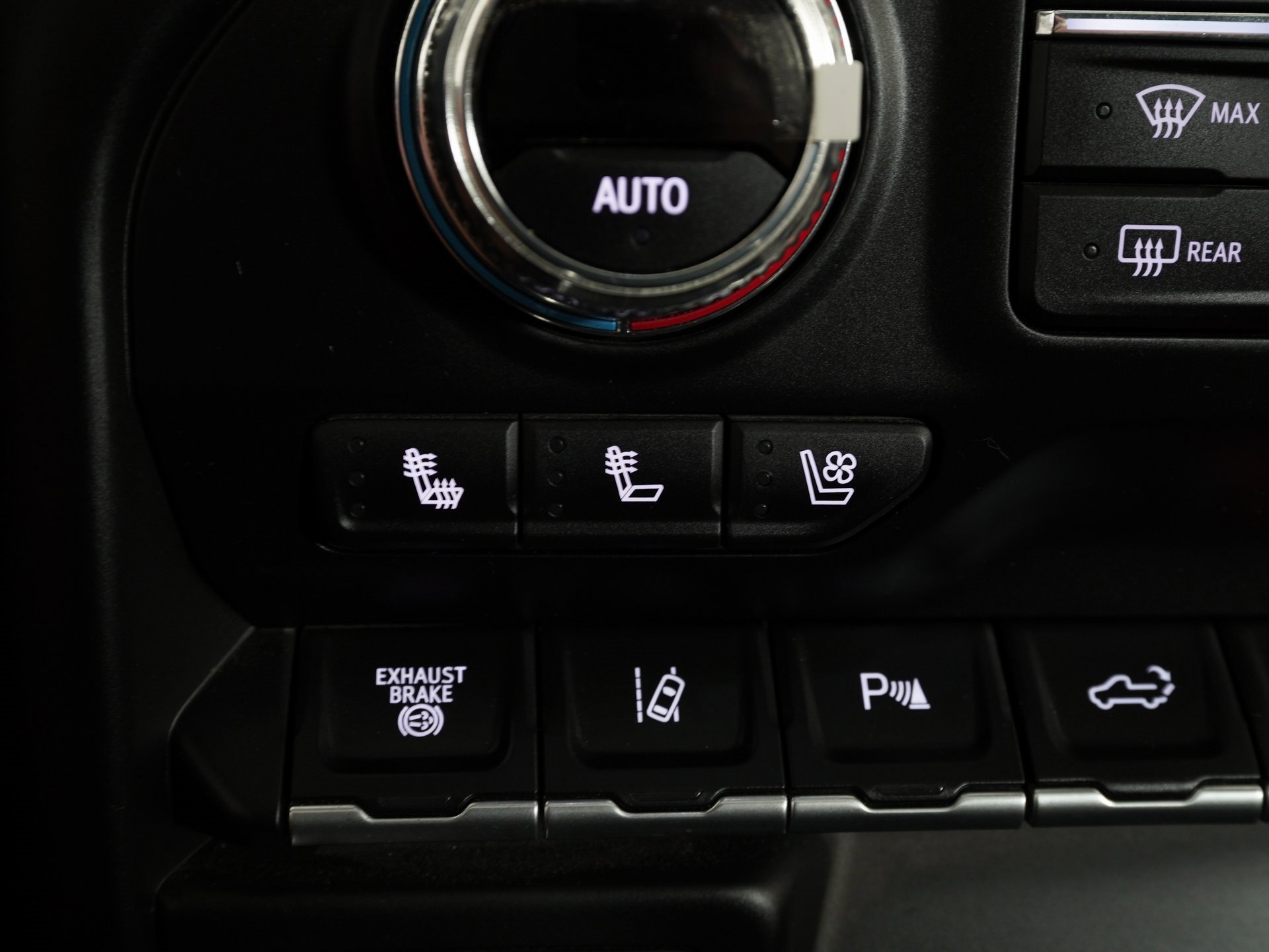 Used 2022 GMC Sierra 2500 AT4 w/ AT4 Premium Plus Package image 23