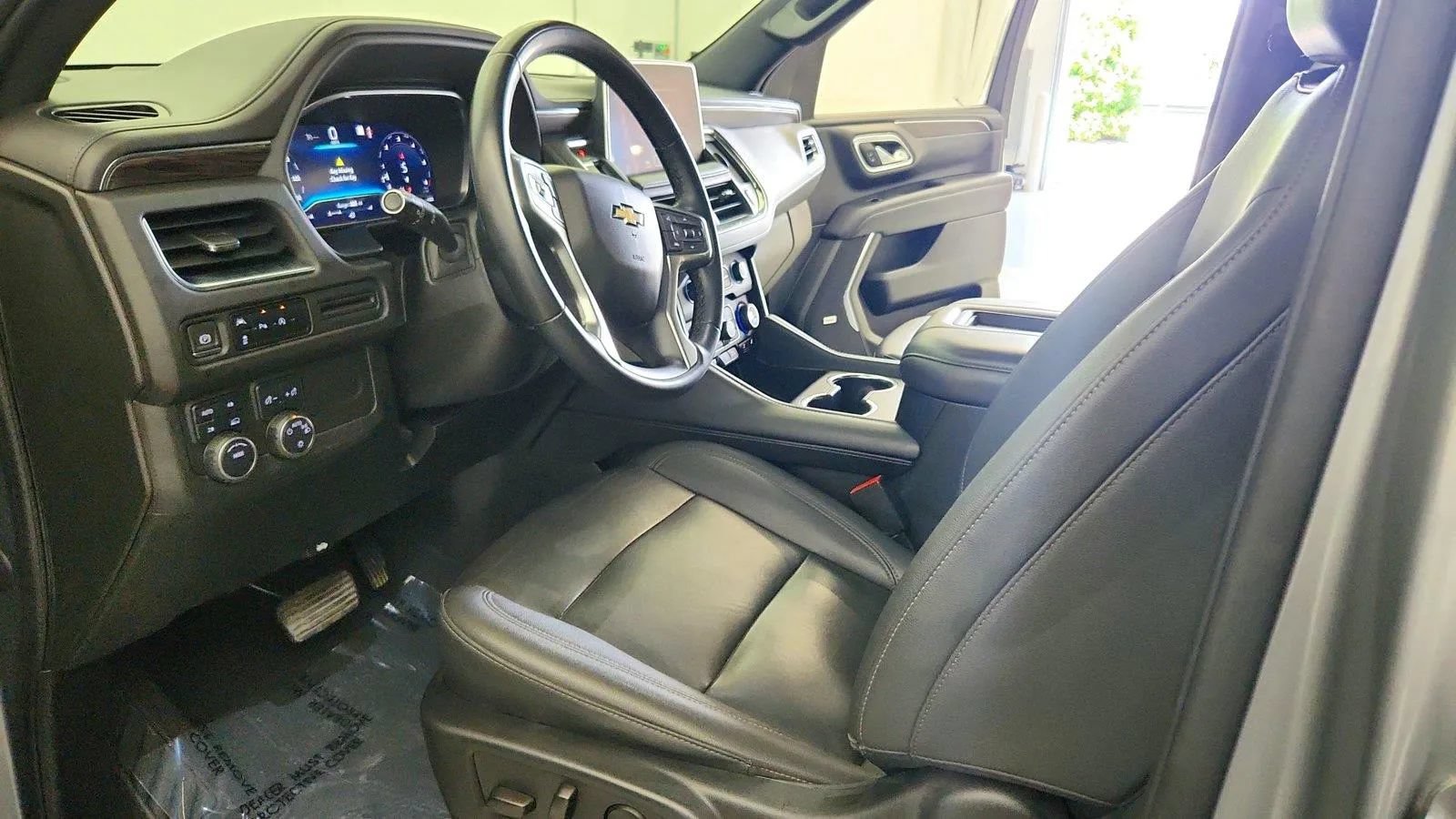 Used 2023 Chevrolet Tahoe LT AWD/4WD image 14
