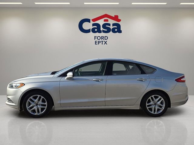 Used 2016 Ford Fusion SE image 5