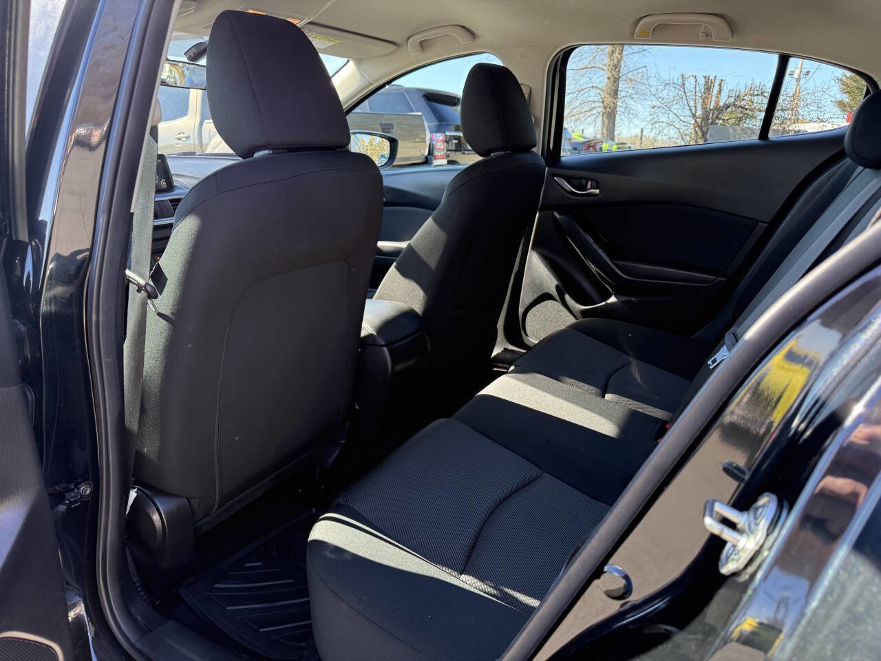 Used 2017 MAZDA MAZDA3 Sport image 10