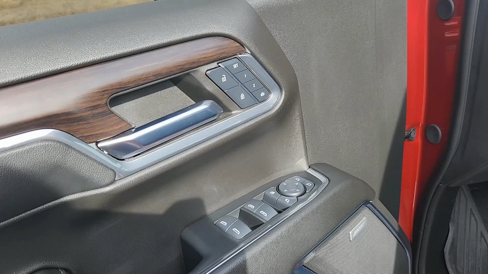 Used 2024 GMC Sierra 1500 SLT w/ SLT Premium Plus Package image 7