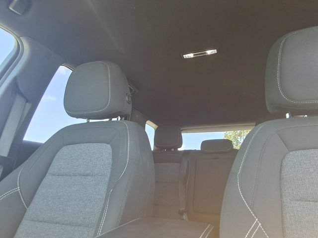 Used 2026 GMC Terrain Elevation w/ Technology Package II FWD image 26
