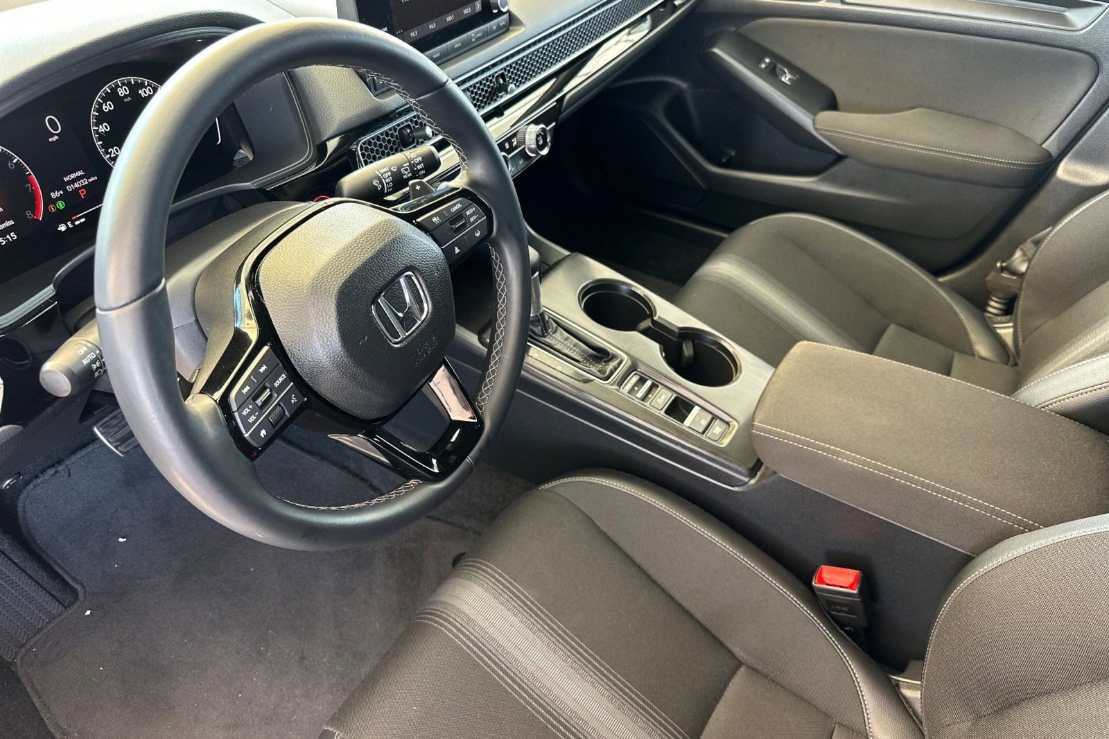 Used 2025 Honda Civic Sport image 10