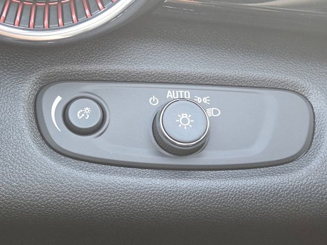 New 2026 Chevrolet Trax RS w/ Driver Confidence Package image 11