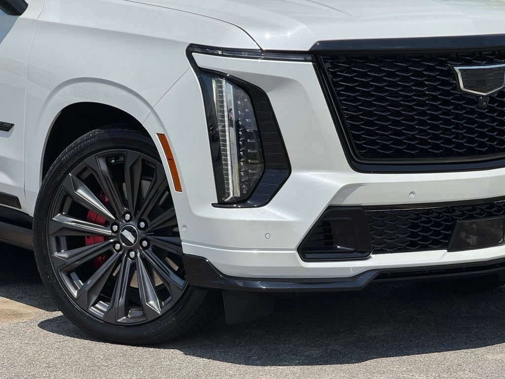 Certified 2025 Cadillac Escalade V w/ LPO, Floor Liner Package AWD/4WD image 12