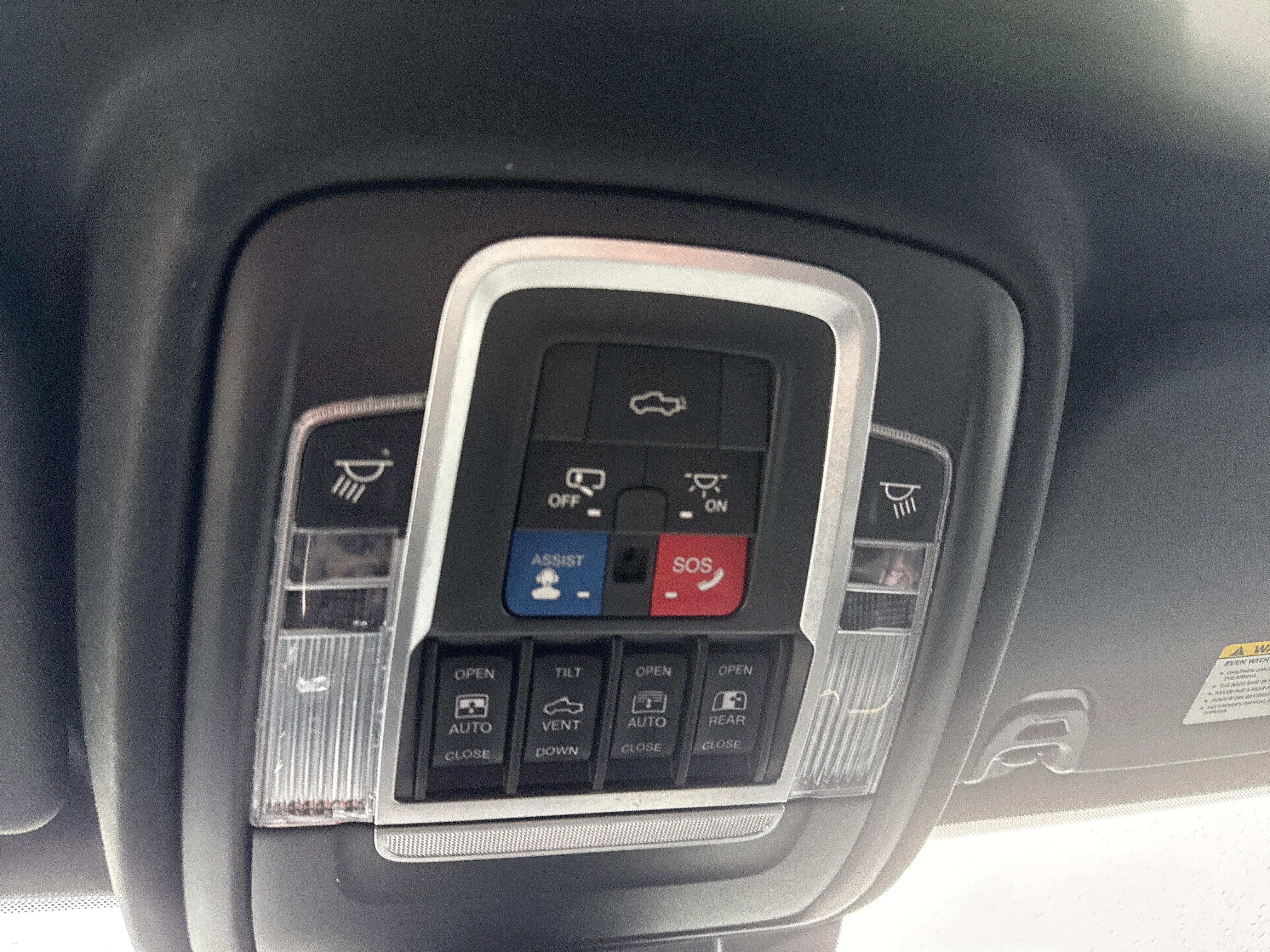 Used 2020 RAM 1500 Limited image 22