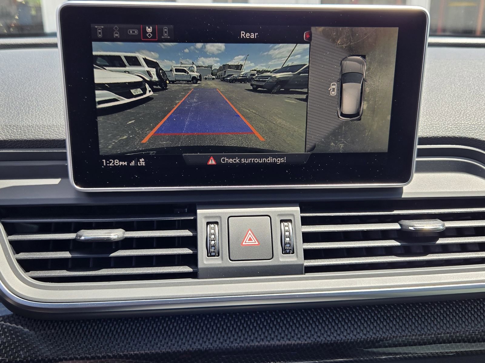 Used 2018 Audi SQ5 Prestige w/ Prestige Package image 16