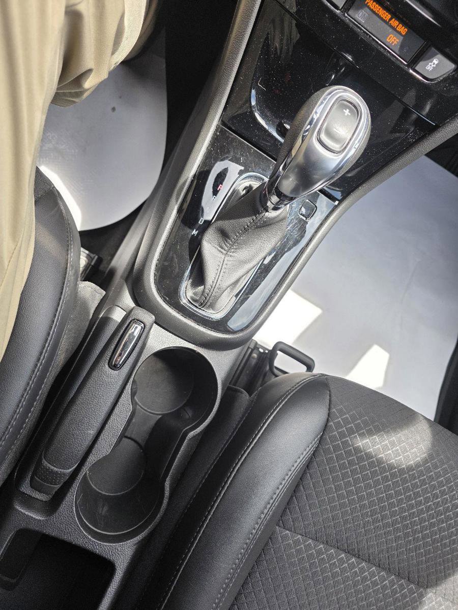 Used 2021 Buick Encore Preferred w/ Safety Package AWD/4WD image 16
