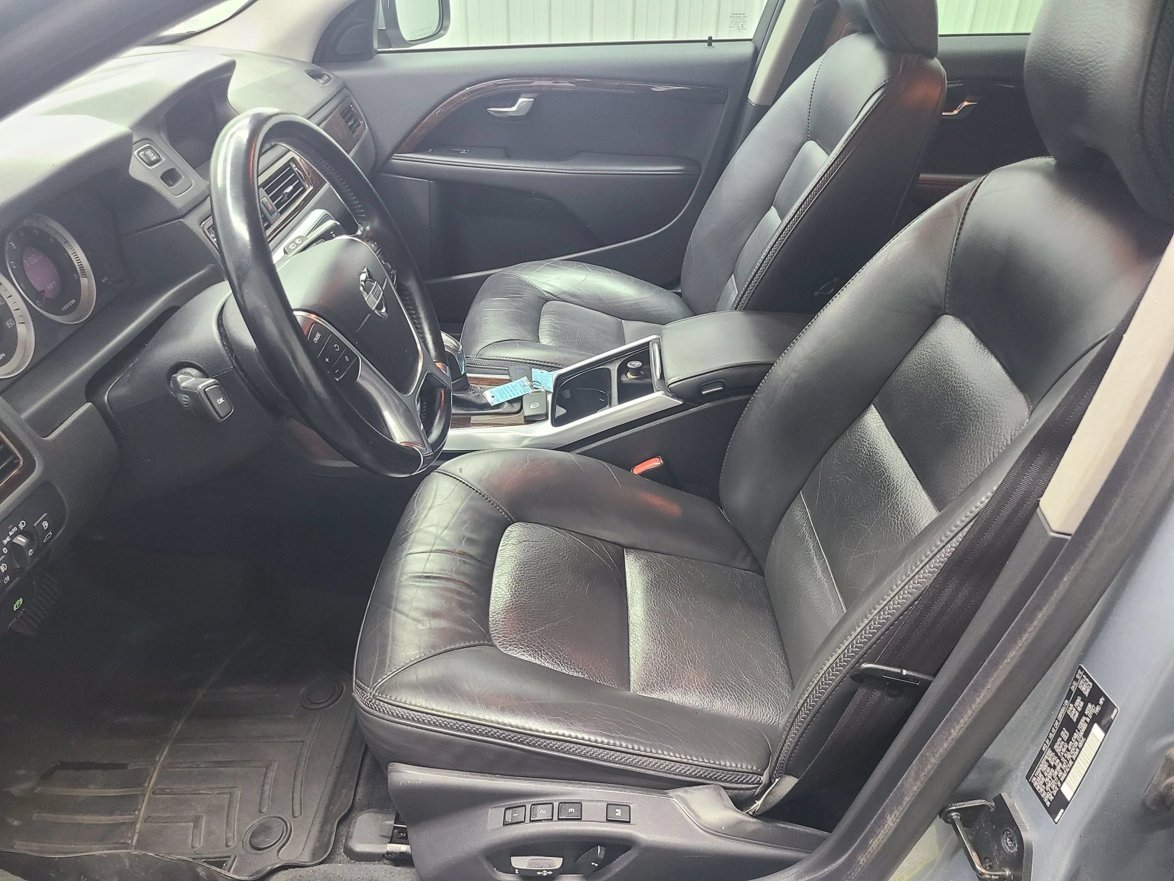 Used 2013 Volvo XC70 3.2 AWD/4WD image 23