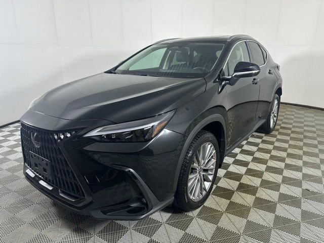 Used 2025 Lexus NX 350 AWD w/ Accessory Package (2T) image 3