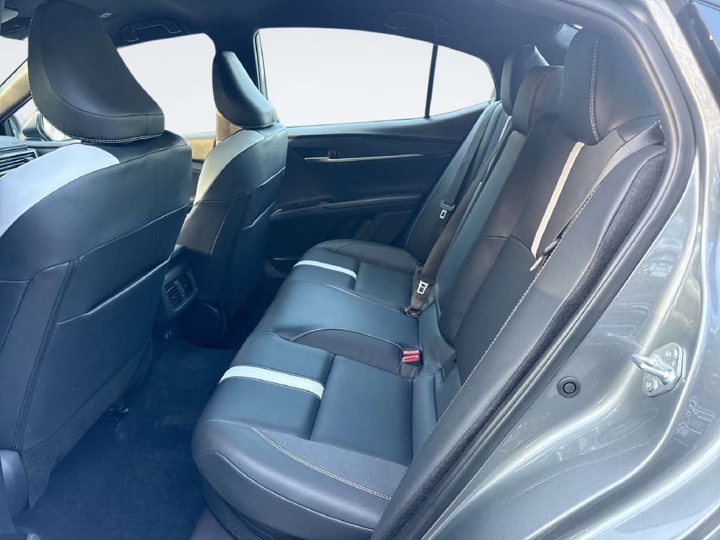 Used 2025 Toyota Camry SE FWD image 24