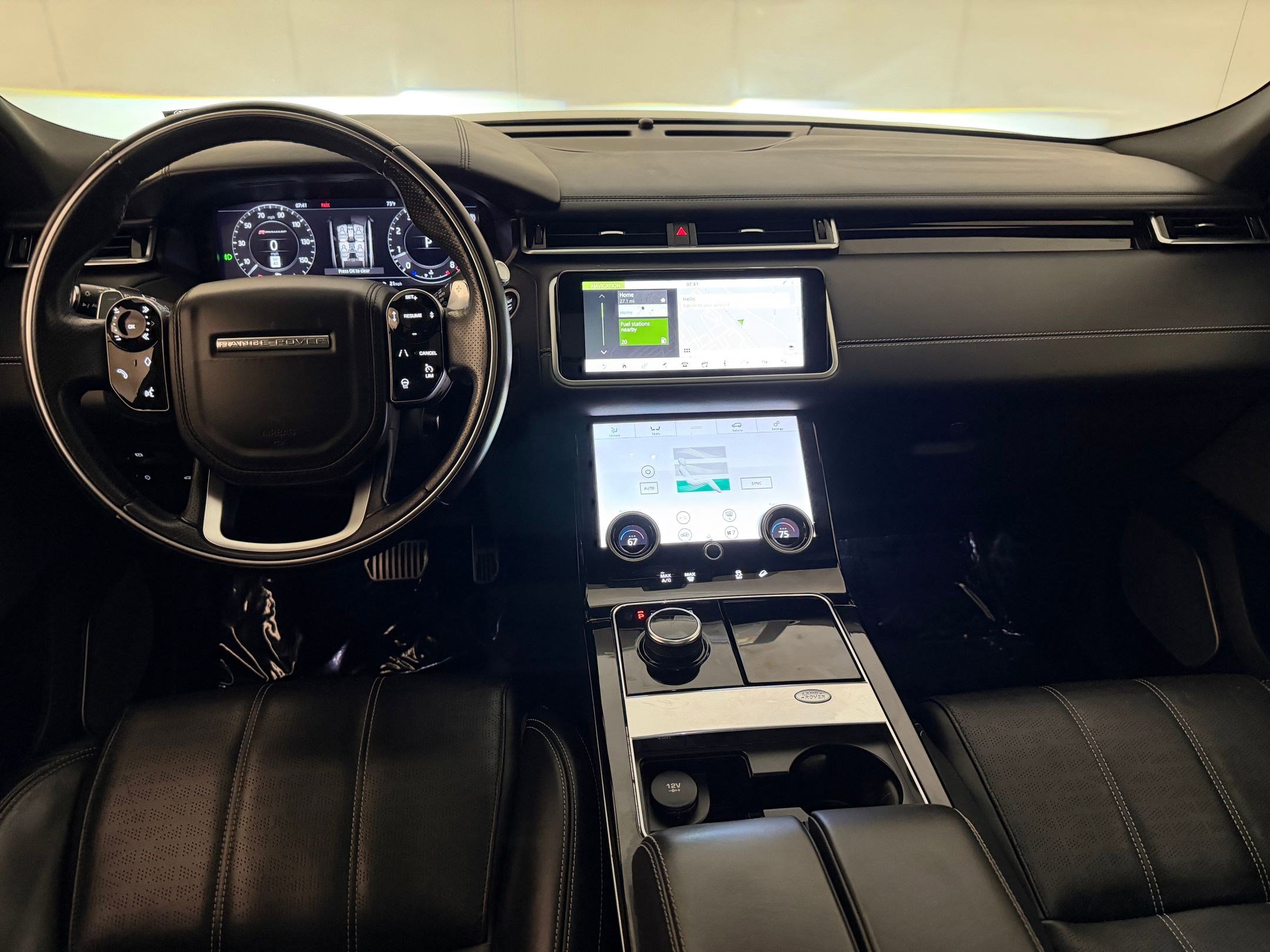 Used 2018 Land Rover Range Rover Velar R-Dynamic HSE AWD/4WD image 17
