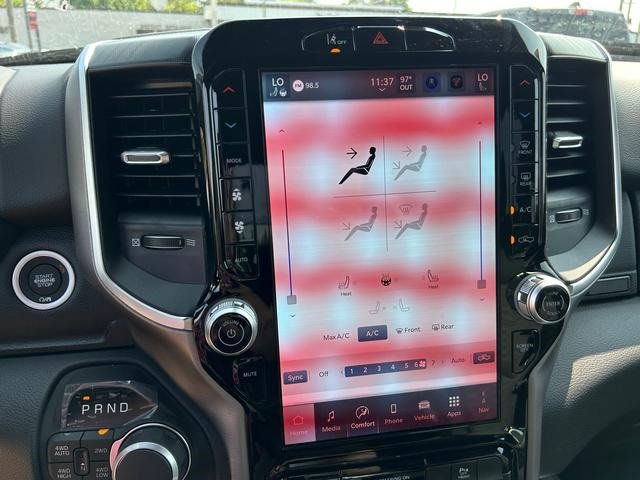 New 2026 RAM 1500 4x4 Crew Cab image 17