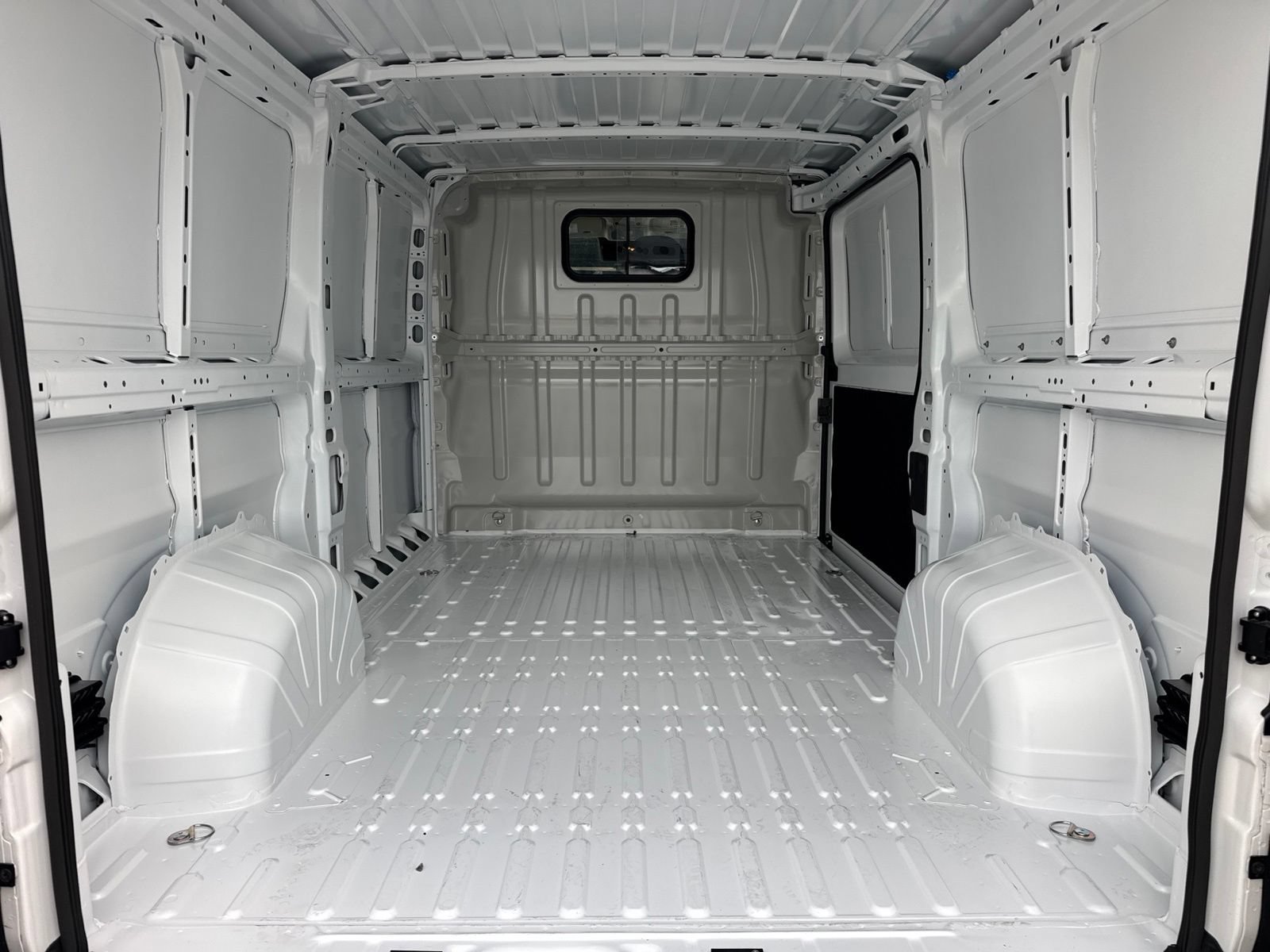 New 2026 RAM ProMaster 1500 FWD image 8