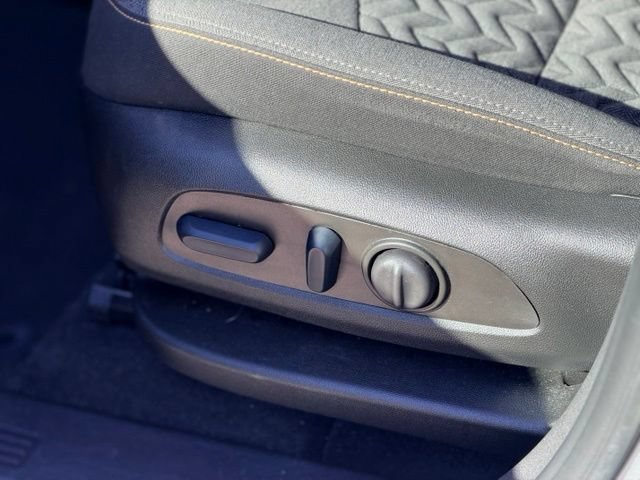 Used 2024 Chevrolet Equinox LT FWD image 8