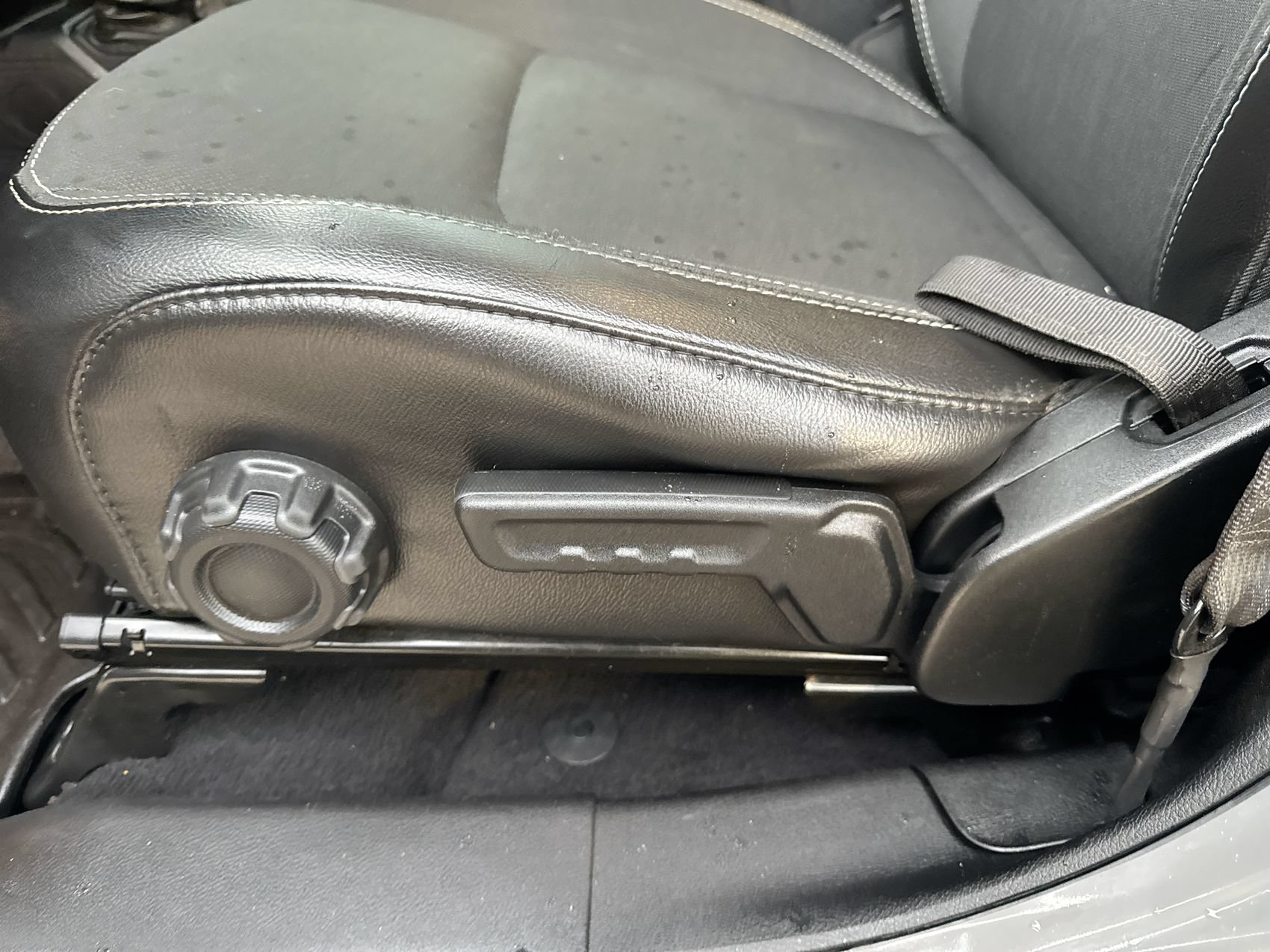 Used 2021 Jeep Gladiator Sport AWD/4WD image 12