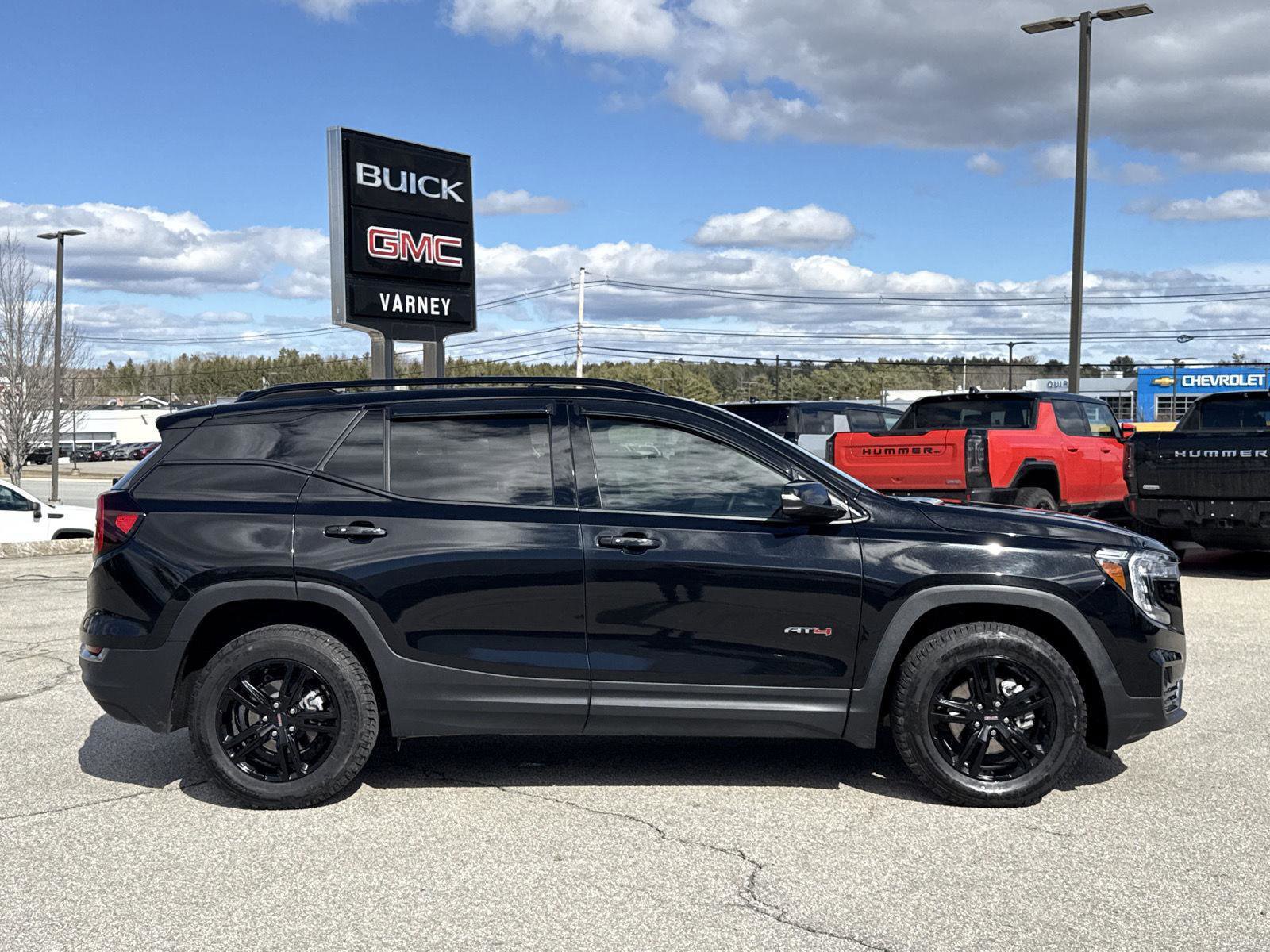 Used 2024 GMC Terrain AT4 image 5